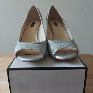 Alex Marie brand beaded Silver Pump